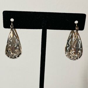 NEW Silpada sterling silver filigree hoop earrings. Box included
